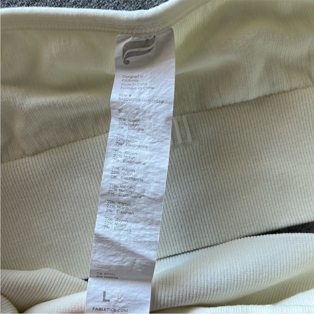 Fabletics Piper Seamless Ribbed Halter Bralette - Picture 6 of 6